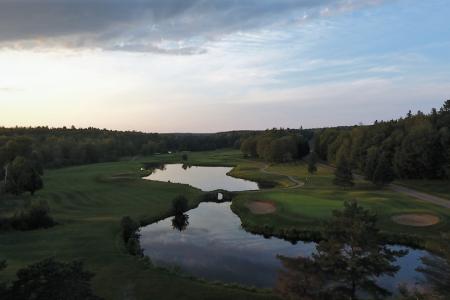 Golf club image: Golf Oasis